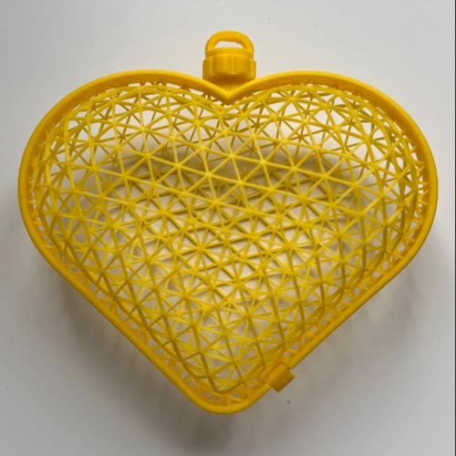 Thermoformed flexible hearts
