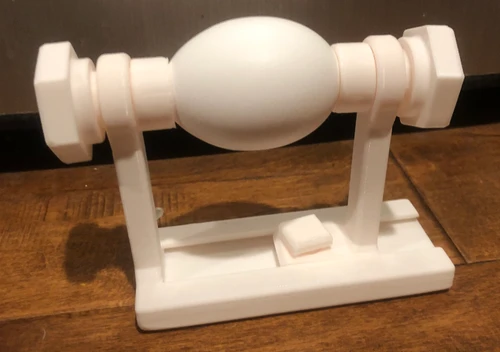 The Master Decorator: 3D Printed Easter Egg Coloring Aid