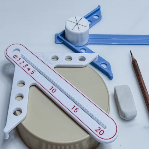 Precision Center Finder Gauge